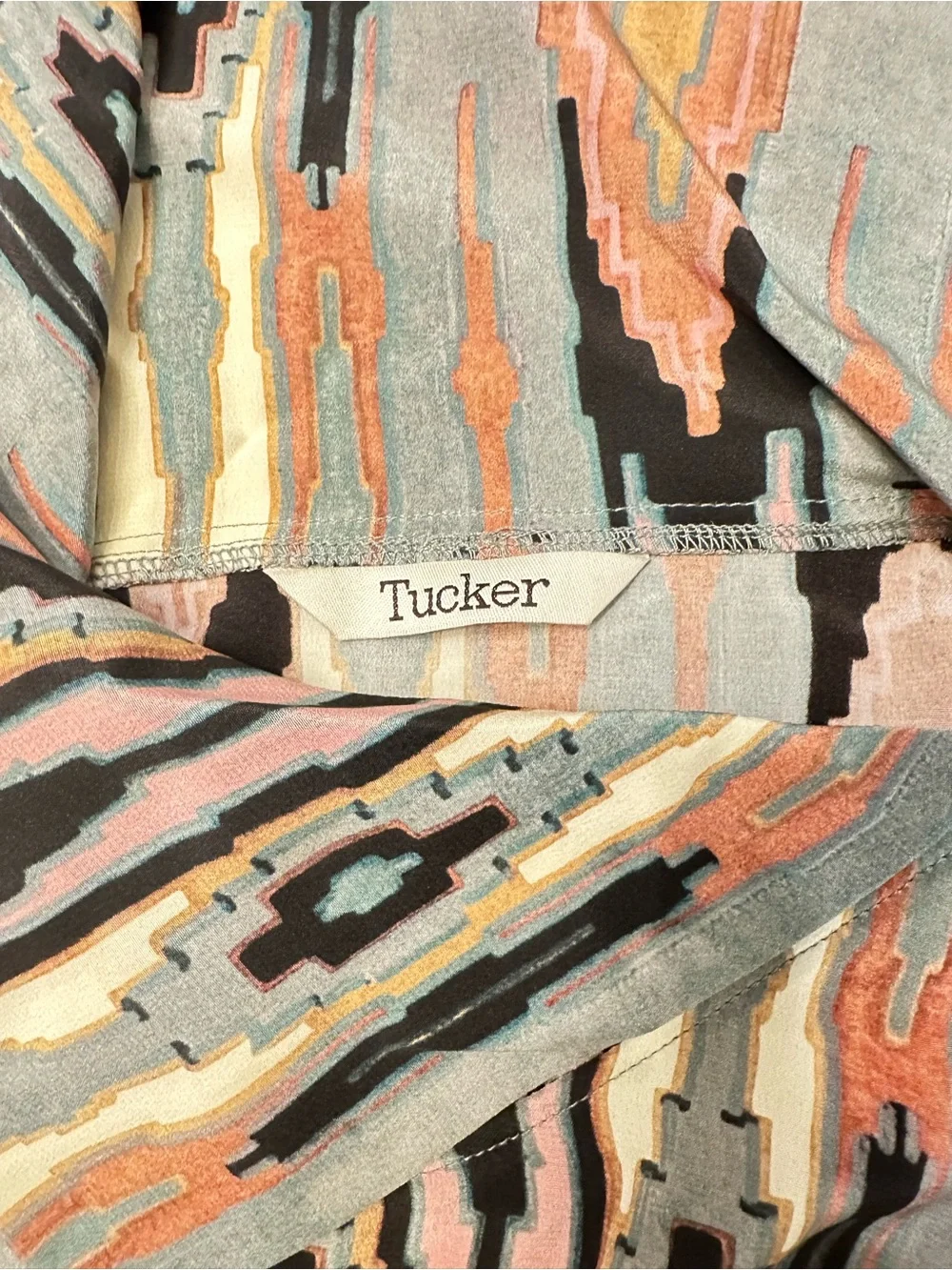 Tucker 100% Silk Tunic Dress Southwest Ikat Print Cowl Neck Pockets Oversized S - Picture 5 of 12